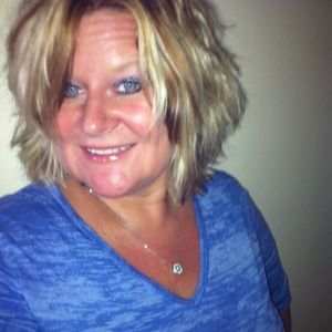 Meet your Posher, Connie